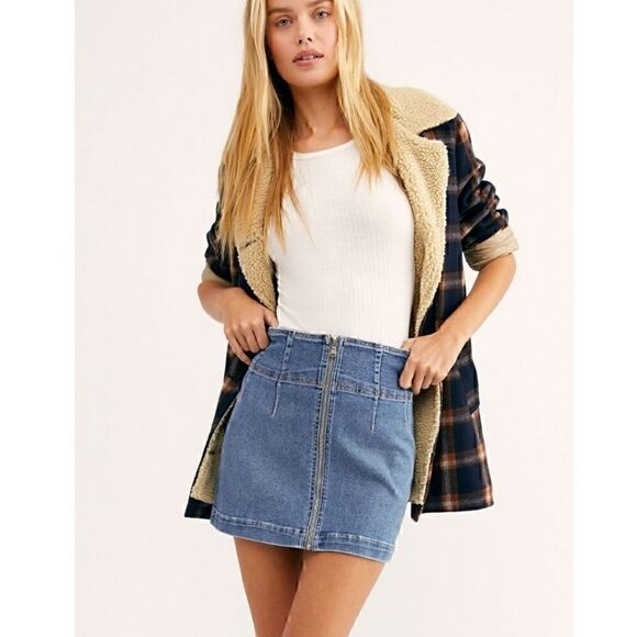 NEW Free People Virgo Zip Front Mini Skirt Sierra wash - Picture 3 of 11